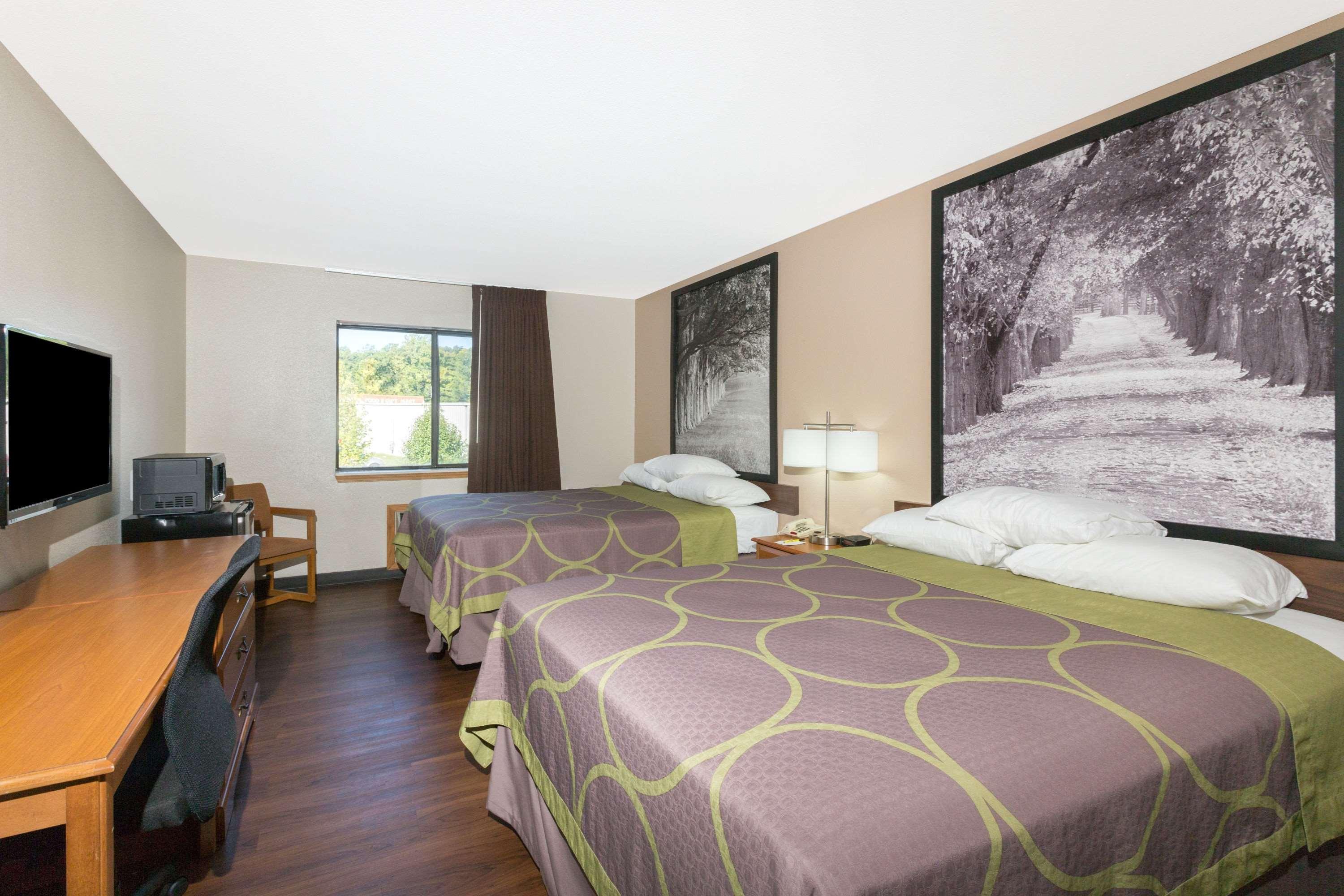 Super 8 By Wyndham Radcliff Ft. Knox Area Hotel Kültér fotó